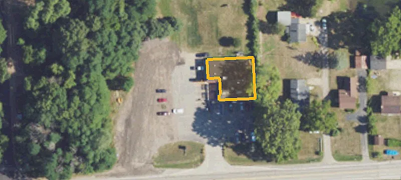 600 Lakeville Rd