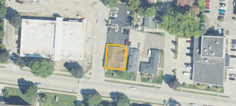 136 Cass Ave