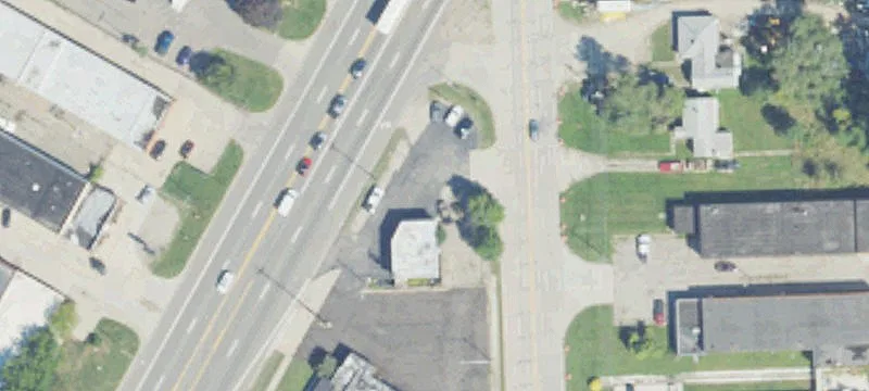 33700 Groesbeck Hwy