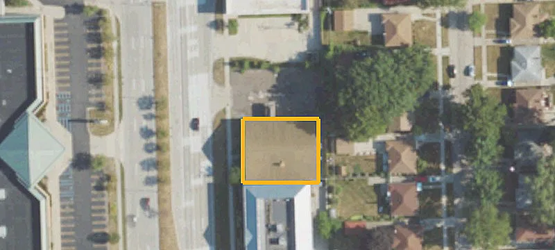 22100 Greenfield Rd