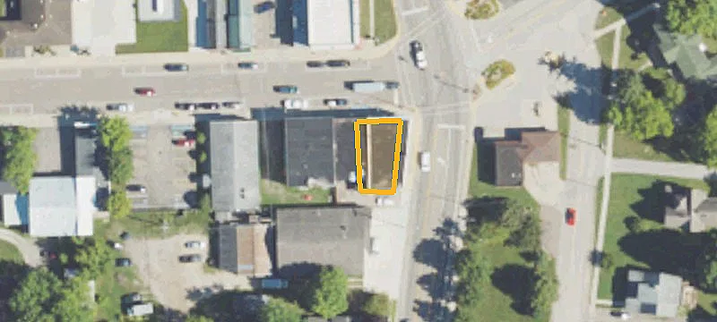 105 Main St