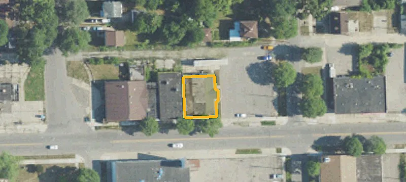 2424 Puritan St