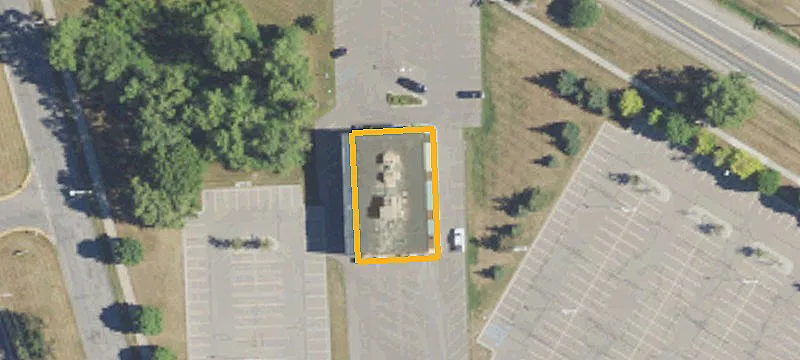 2335 Pontiac Lk Rd