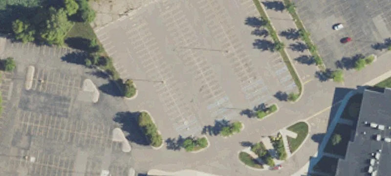 200 Edgewood Blvd
