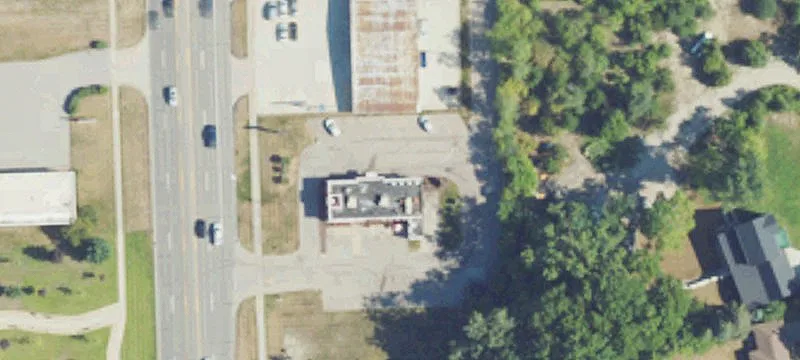 43280 Van Dyke Ave