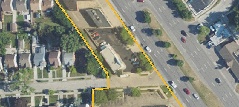 27401 Woodward Ave