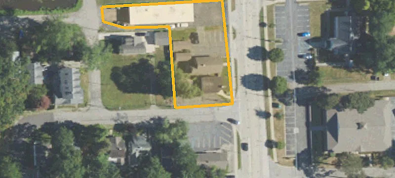 2100 Cass Lk Rd