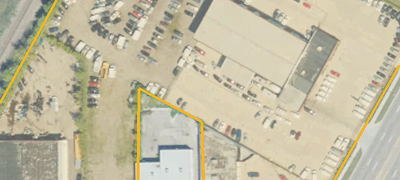 31047 Groesbeck Hwy