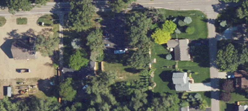 1585 Glengary Rd
