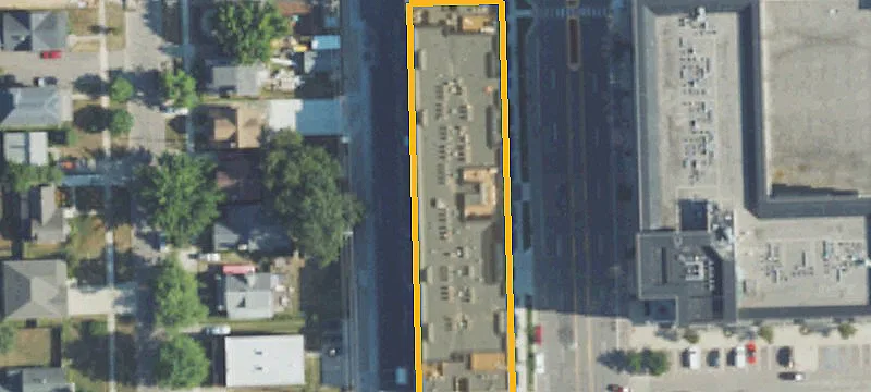 221 Main St