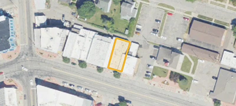 147 Grand Riv Ave