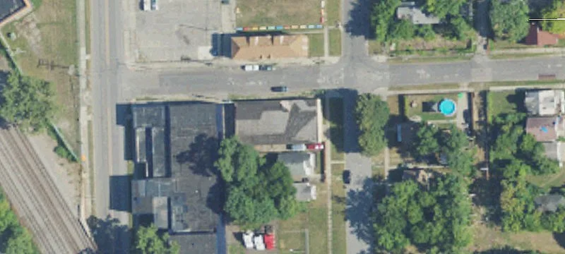 30 Emery St