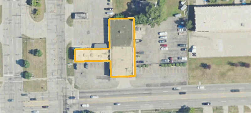 5923 14th Mile Rd