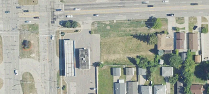 5918 14th Mile Rd