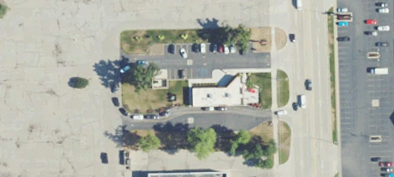 51111 Van Dyke Ave