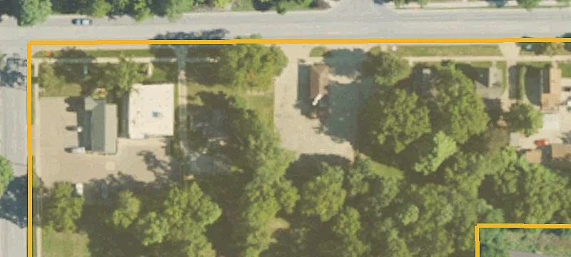 301 Main St