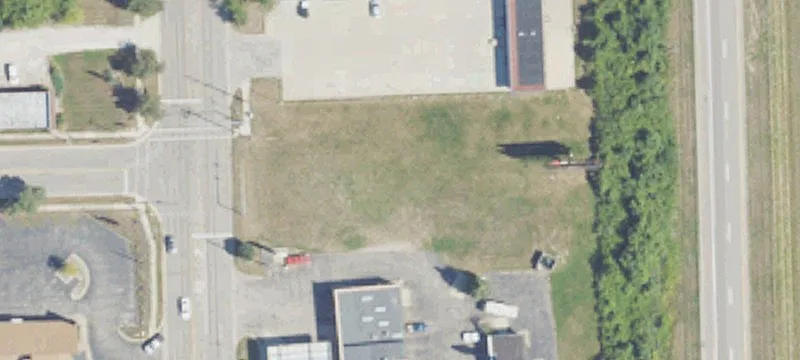 1070 Dexter St