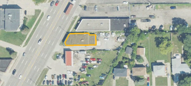 31580 Groesbeck Hwy