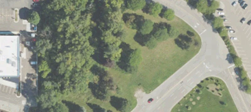 2002 Grand Riv Ave
