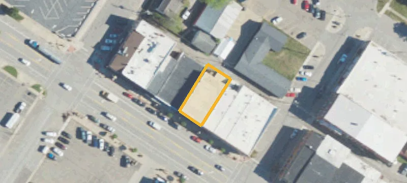 220 Broad St
