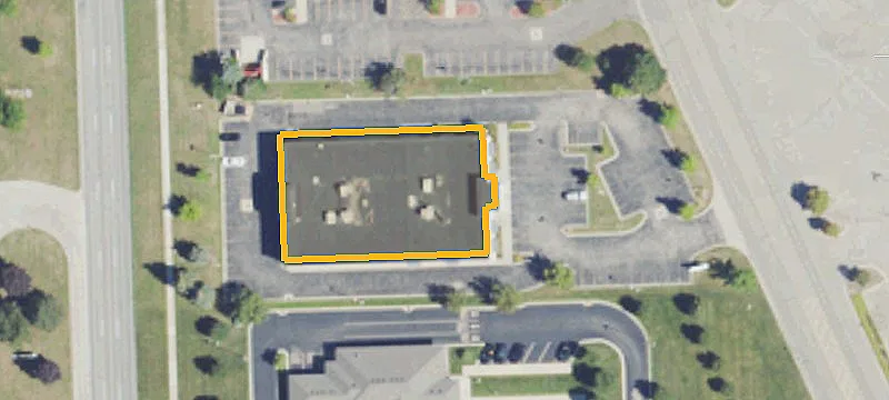 13725 Lakeside Cir