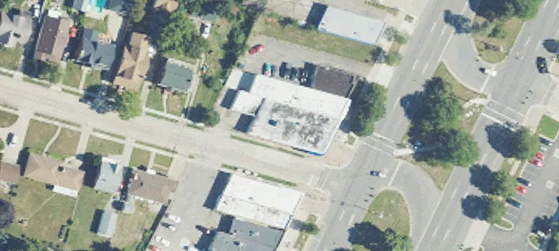 23101 Gratiot Ave