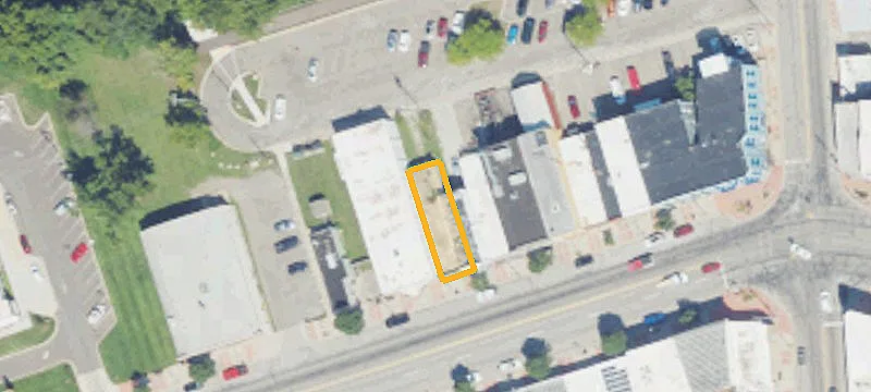 146 Grand Riv Ave