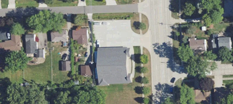 21605 Farmington Rd