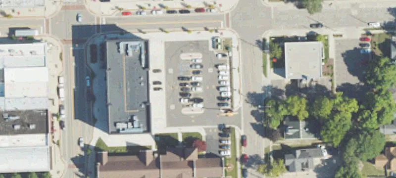 100 Walnut St