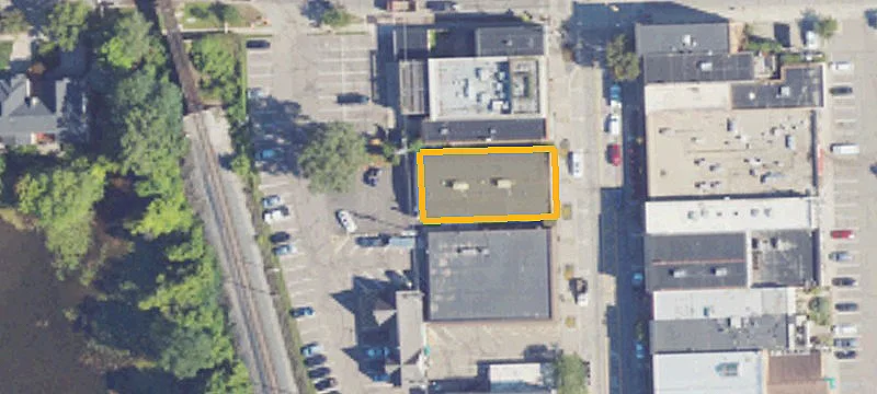 435 Main St