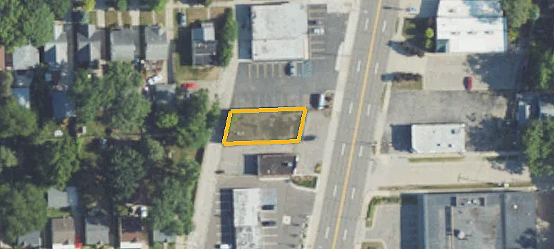 135 Rochester Rd