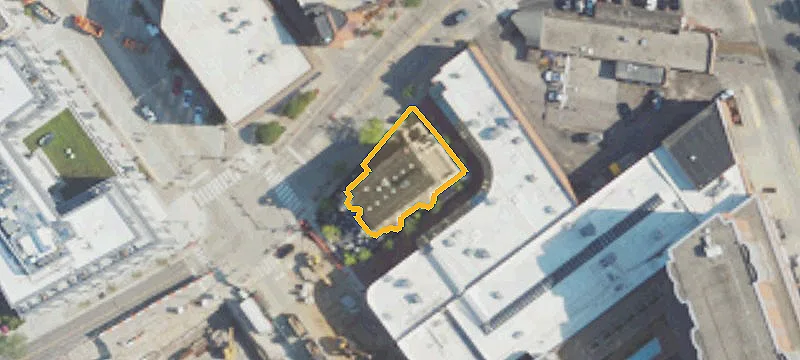 325 Old Woodward Ave