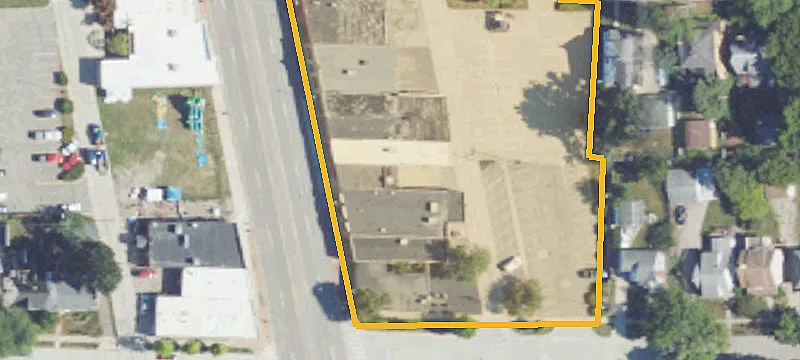 3131 Wayne Rd