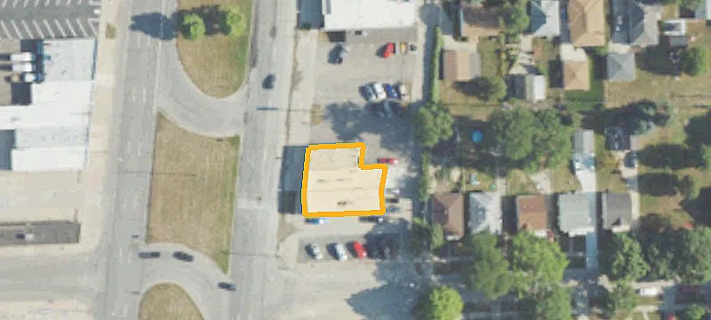 3925 Ft St