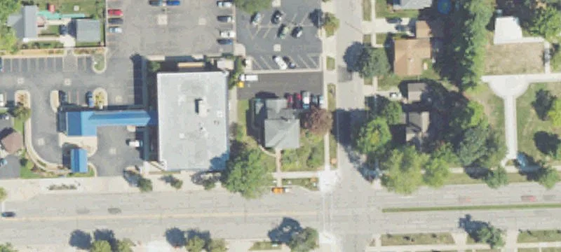213 Chicago Blvd