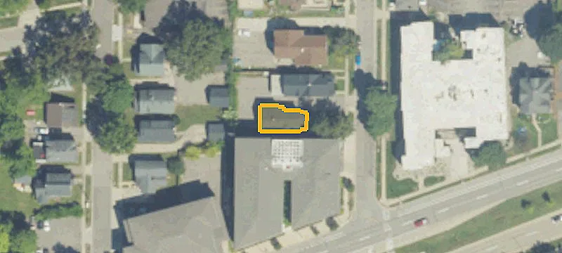 113 Louis St