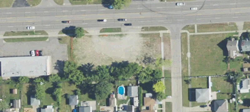 28411 Warren Rd