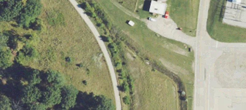 3900 Holland Rd