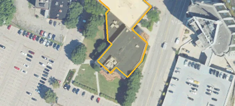 20 Main St
