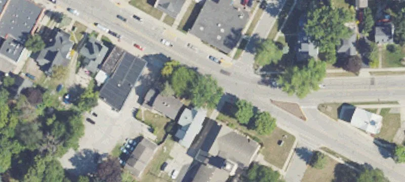 128 Main St