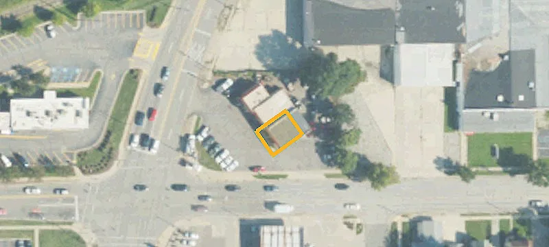 639 Main St