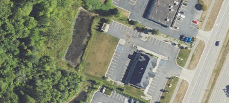 1320 Lapeer Rd