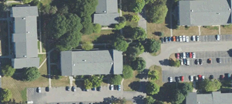 930 Vlg Grn Ln