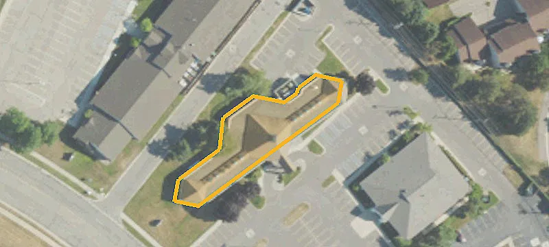 375 Barclay Cir