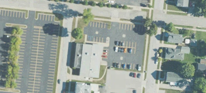 700 4th St
