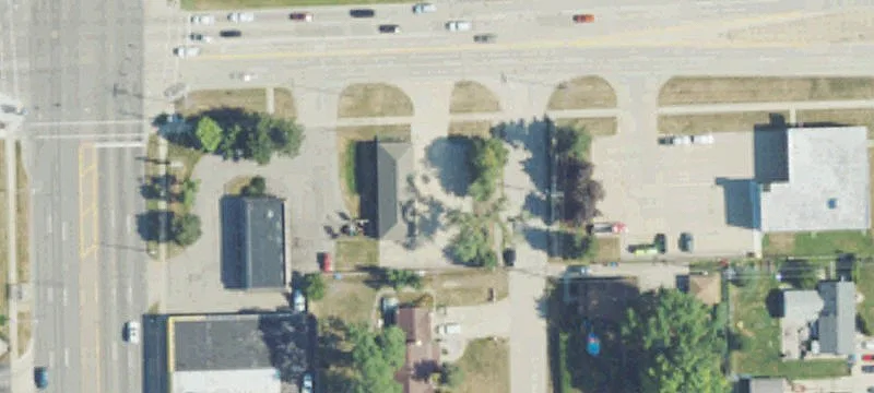 8086 14th Mile Rd