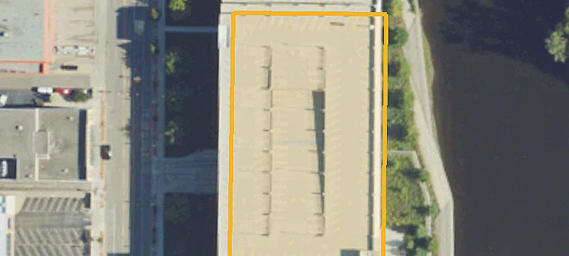 300 Grand Ave