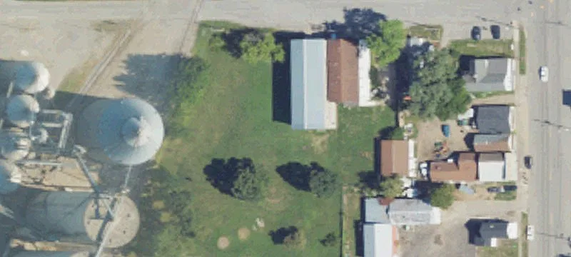 2nd Woodard St