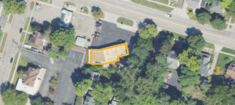 222 Grand Riv Ave, Unit 2