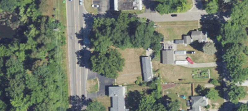 3221 Un Lk Rd